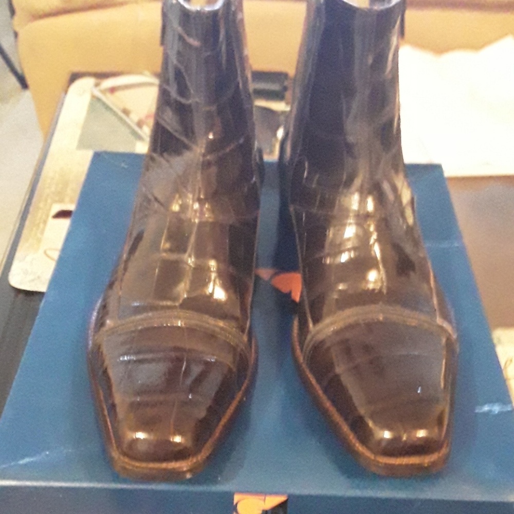 Dress boots